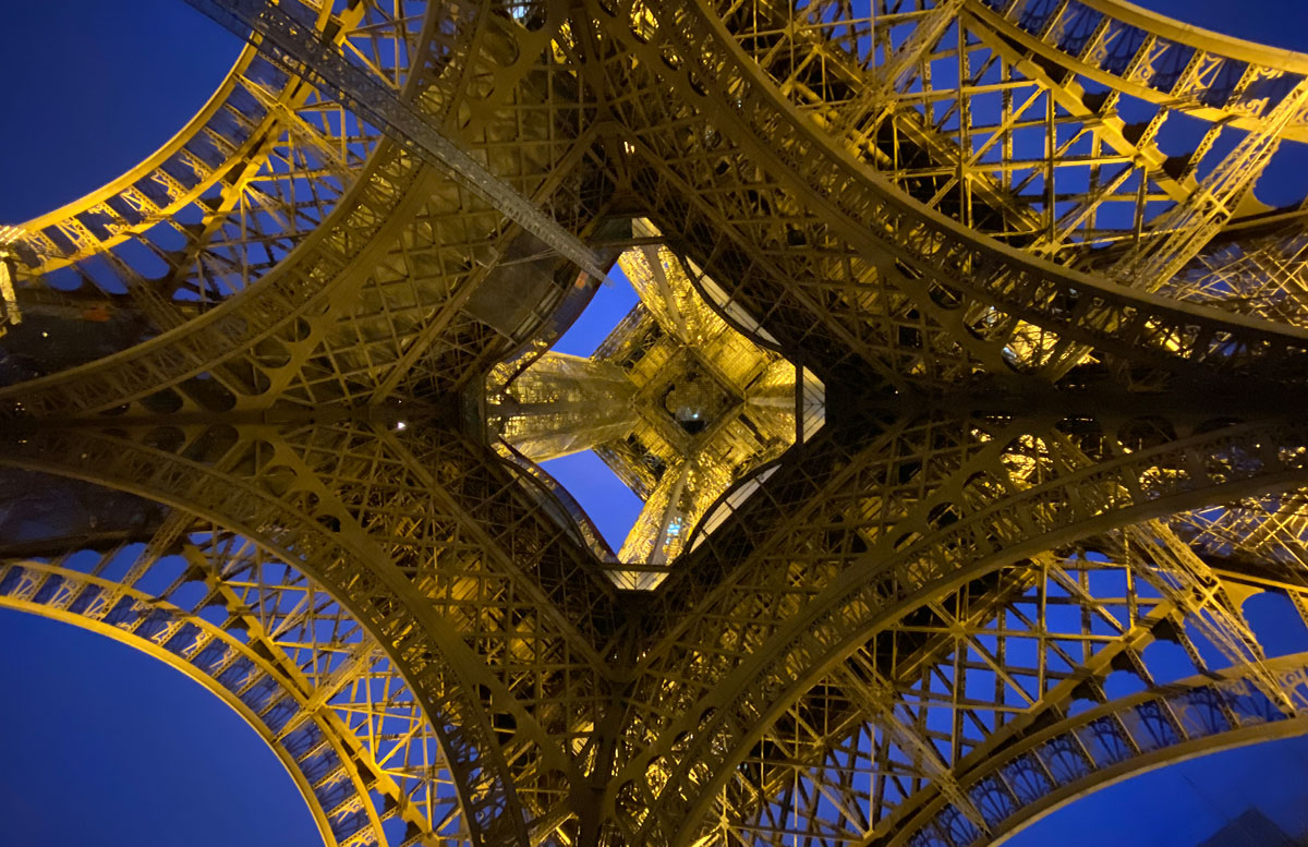 Meine-8-Instagram-Hotspots-für-Paris-zwischen-eiffelturm