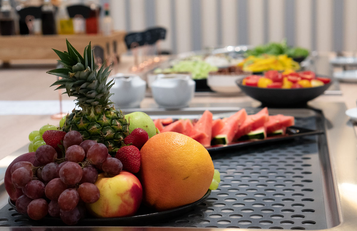Mövenpick-Balaland-Resort-am-Plattensee-frisches-obst-und-gemüse