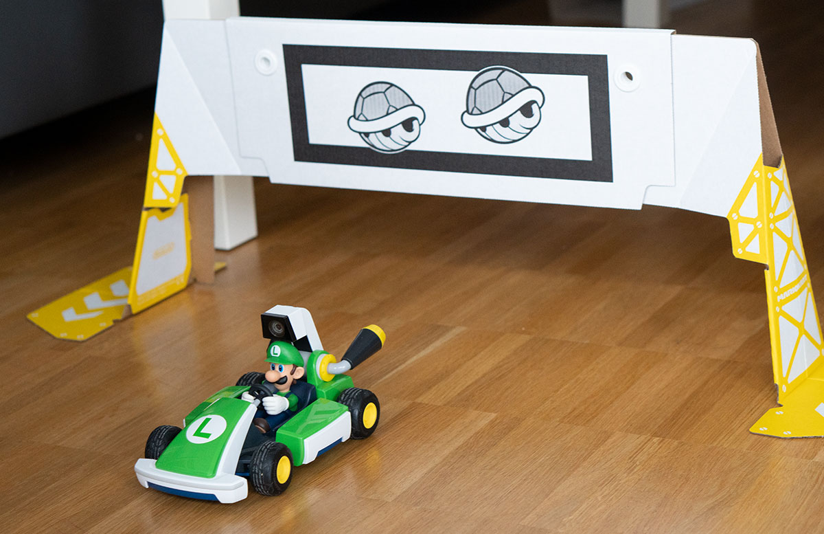 Nintendo-Switch-Mario-Kart-Live-Home-Circuit-ziellinie