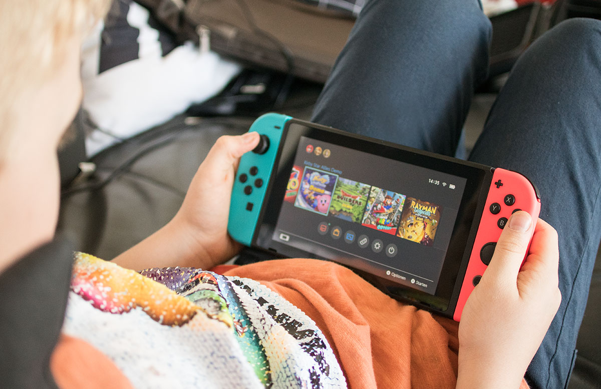 Nintendo Switch - die flexible Spielekonsole handheld modus gameboy Nintendo Switch - die flexible Spielekonsole handheld modus gameboy