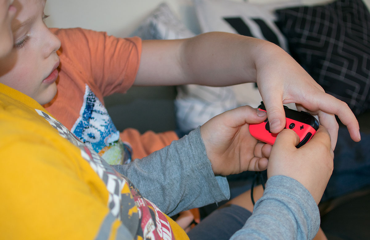 Nintendo Switch - die flexible Spielekonsole handheld modus steuerung Nintendo Switch - die flexible Spielekonsole handheld modus steuerung