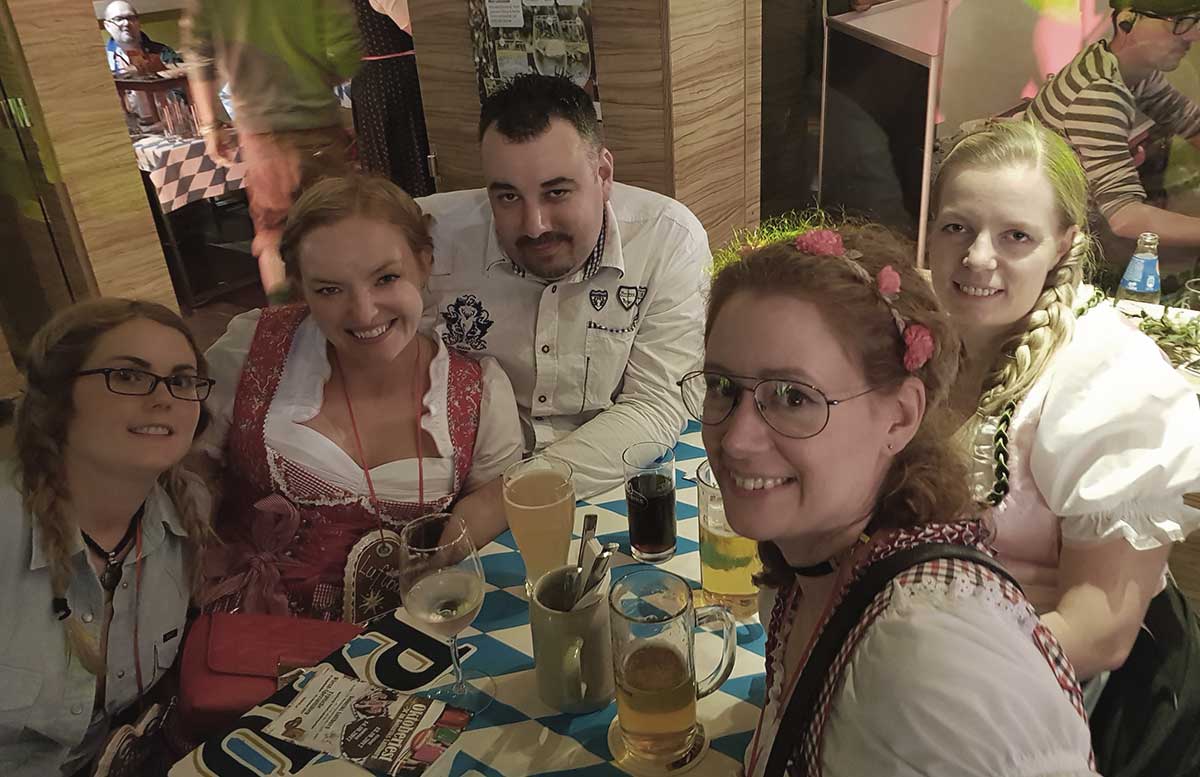 Oktoberfest und Ganslessen in der Luftburg bloggertisch