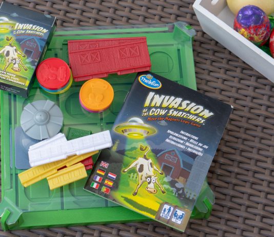 Oster Tipp – Think Fun Invasion of the Cow Snatchers und Domino Maze Oster-Tipp-Think-Fun-Invasion-of-Cow-Snatchers-und-Domino-Maze-INVASION-OF-A-COW