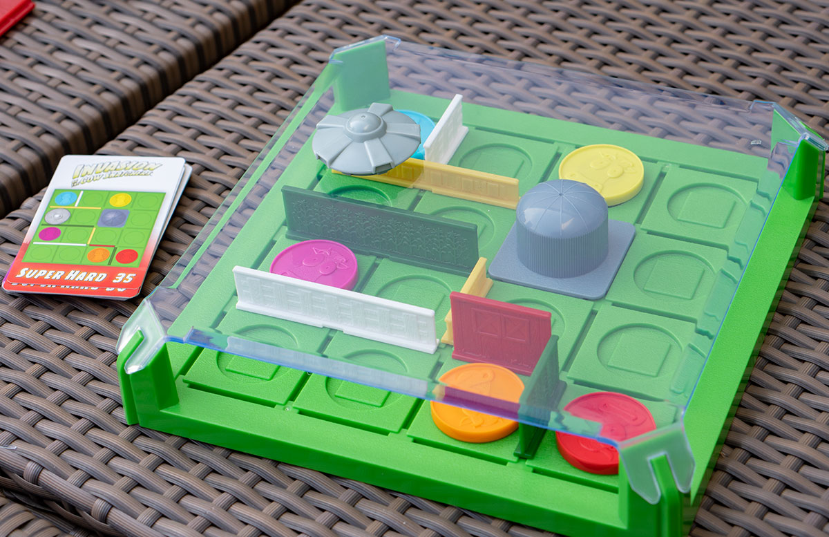 Oster-Tipp-Think-Fun-Invasion-of-Cow-Snatchers-und-Domino-Maze-UFOS