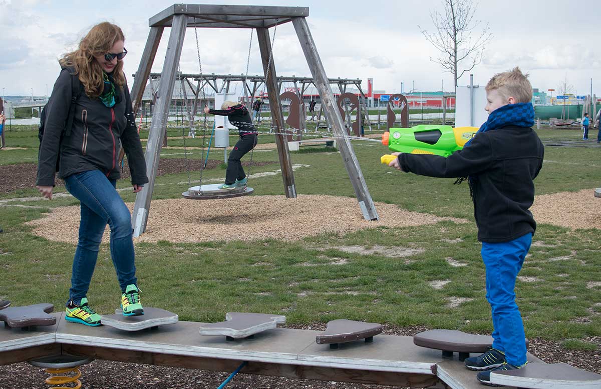 Outdoorfun mit TK Maxx im Motorikpark Wien spritzpistole