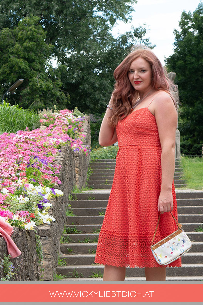 Outfit-in-der-Modefarbe-Orange-pinterest