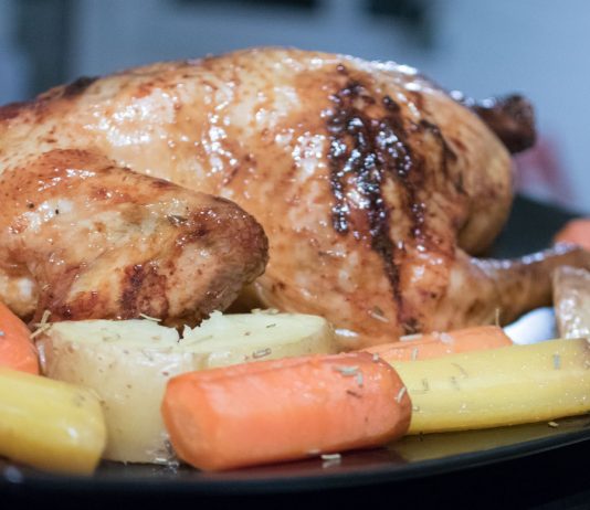 Philips Airfryer XXL HD9652/90 Heißluftfritteuse Philips-Airfryer-XXL-Heißluftfritteuse-ganzes-hendl