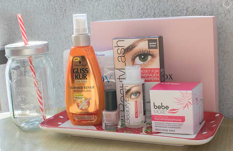 Pretty-Picknick-Glossybox-Juli-übersicht-produkte