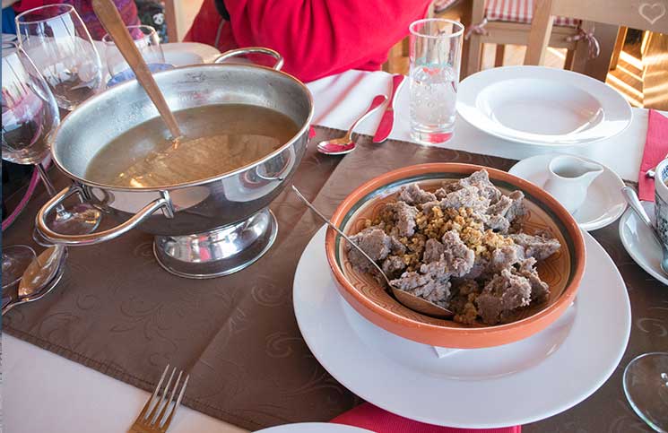 Reise-nach-Celje-pilzsuppe-mit-buchweizen