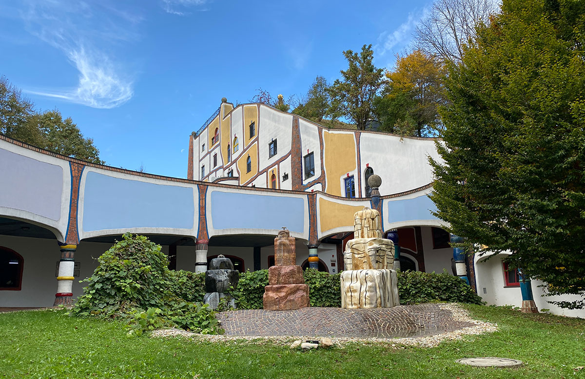 Romantische-Auszeit-in-der-Rogner-Bad-Blumau-Therme-drei-brunnen
