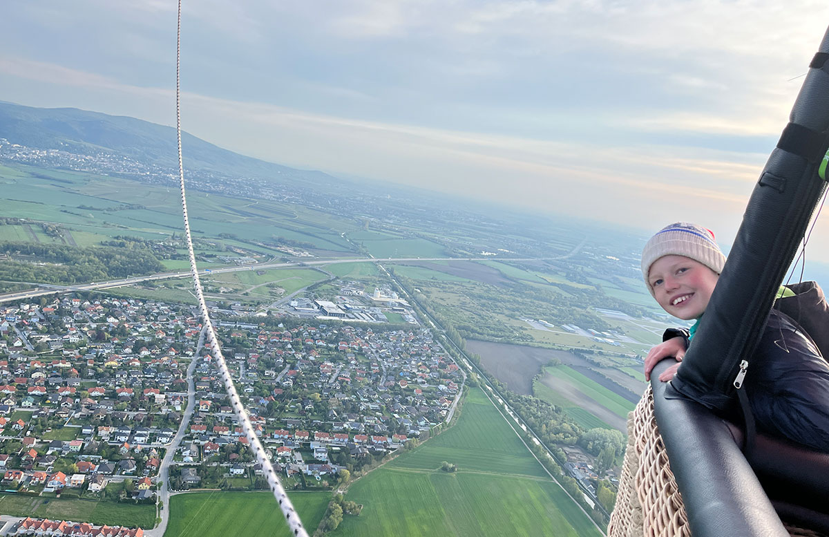 Romantische-Ballonfahrt-de-luxe-über-Wien--lenny-ballon