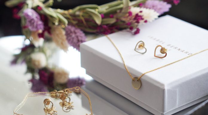 Schmuck aus Gold von Isabel Bernard Paris Schmuck-aus-Gold-von-Isabel-Bernard-Paris-schmuck-mit-blumen
