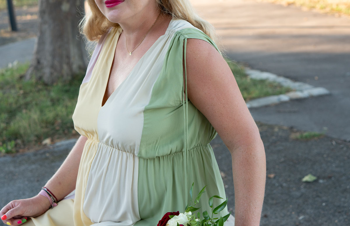 Schwanger-auf-einer-Hochzeit-Was-ziehe-ich-nur-an-details-kleid
