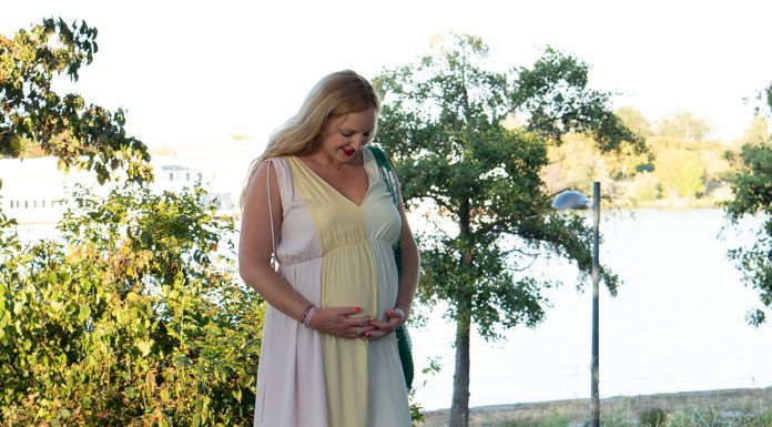 Schwanger auf einer Hochzeit – Was ziehe ich nur an? Schwanger-auf-einer-Hochzeit-Was-ziehe-ich-nur-an-ganzkörper-beim-se