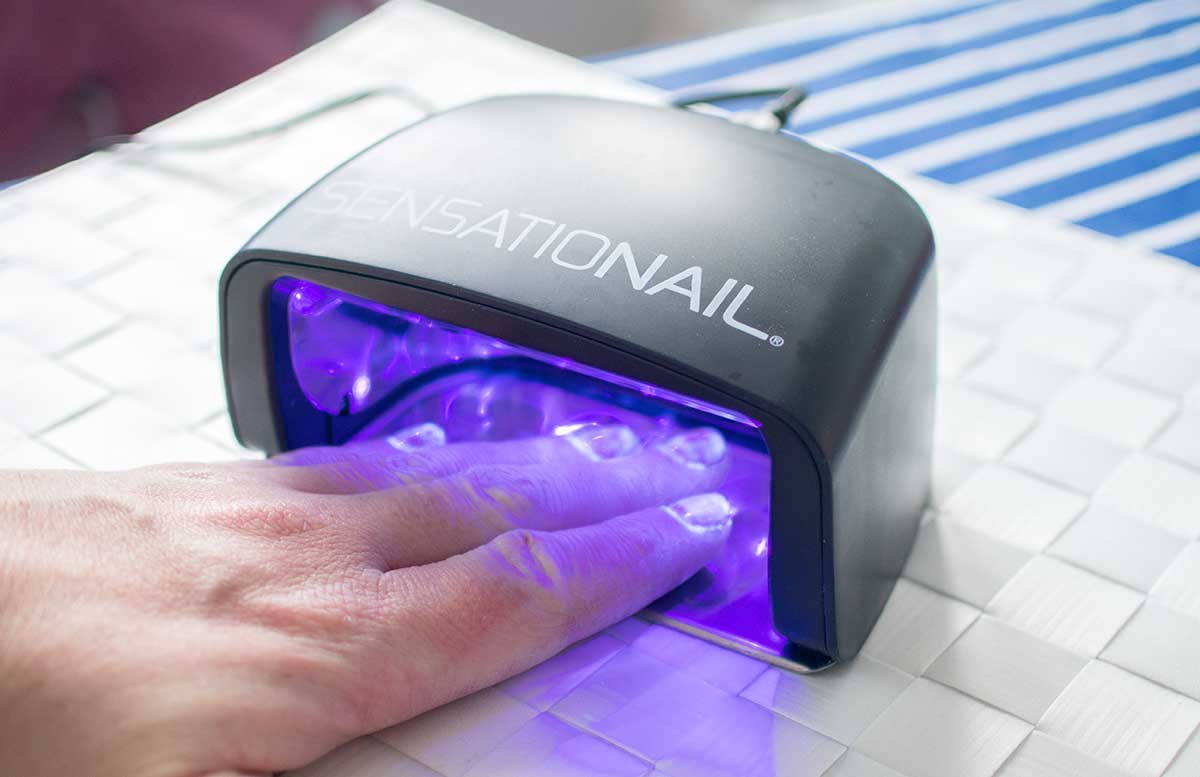 Sensationail-Gel-Starter-Kit-mit-extra-schneller-Lampe-gelnägel-härten