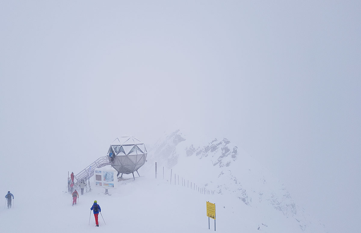 Ski-amade-Made-my-Day-Abheben-in-Bad-Gastein-weg-zur-glaskuppel