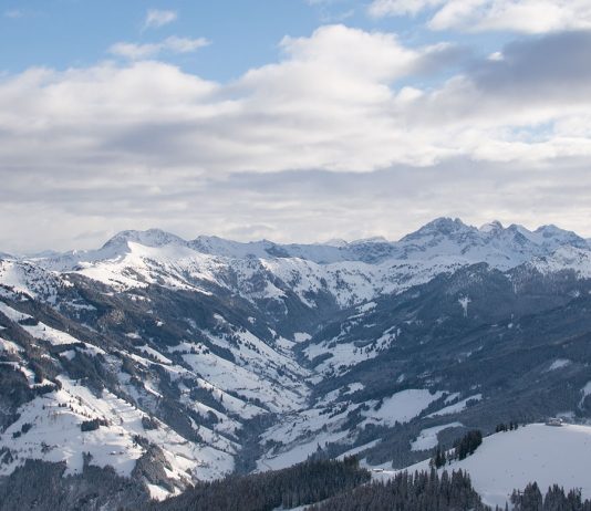 Ski amade – made my Day Aufladen in Dorfgastein Ski-amade-made-my-Day-aufladen-in-dorfgastein-aussicht-auf-die-berge-panorama