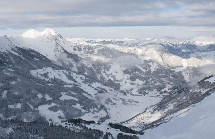 Ski amade – made my Day Abheben in Bad Gastein Ski-amade-made-my-Day-aufladen-in-dorfgastein-wolken-schnee