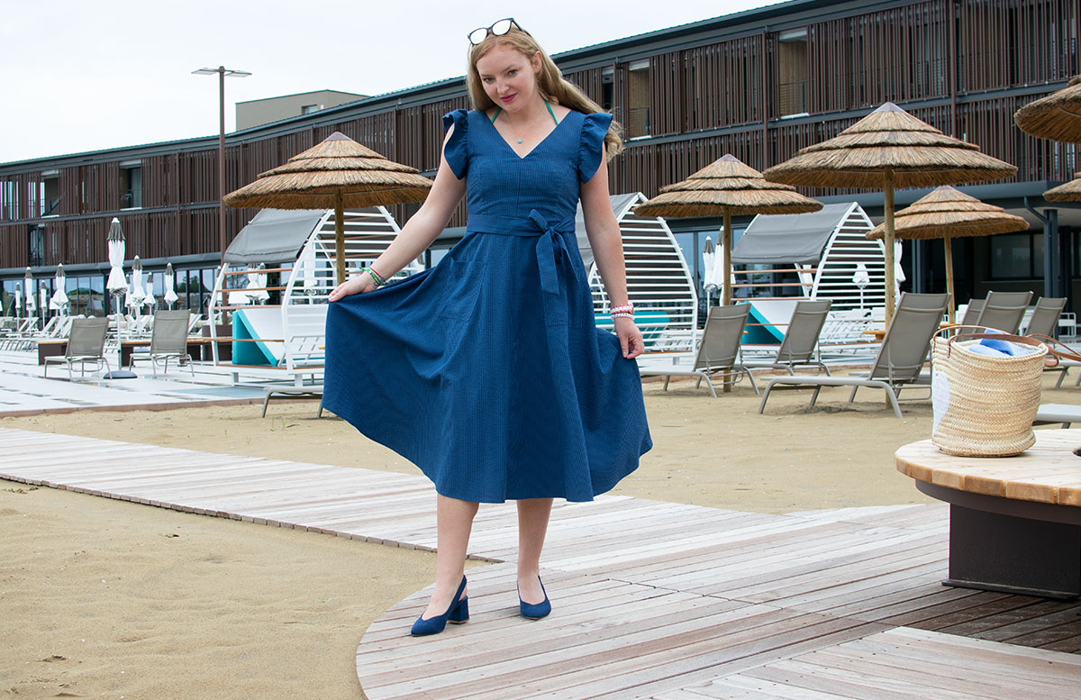 Sling-Pumps-Der-Trendschuh-des-Sommers-kleid-gefächert
