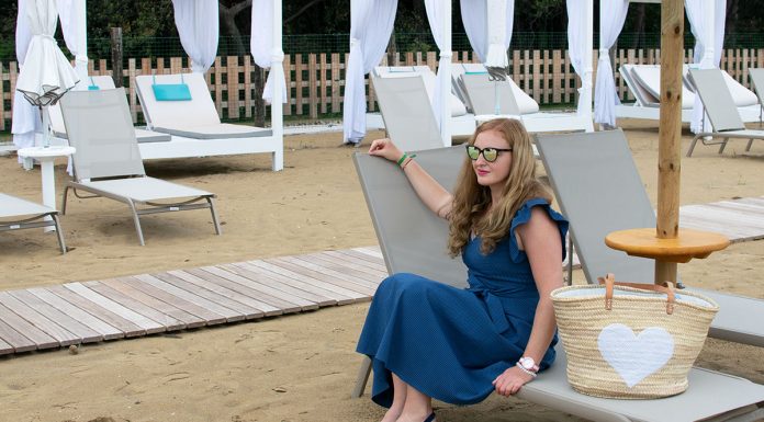 Sling Pumps – Die Trend Schuhe des Sommers Sling-Pumps-Der-Trendschuh-des-Sommers-sonnenbrille-sitzend