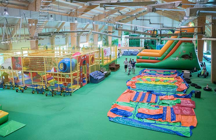 Sport-und-Wellness-in-BükNapsugár-Park-indoorspielplatz