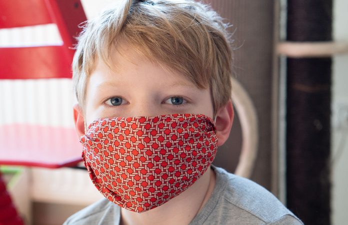 Stylische-Mundschutzmasken-ohne-Nähen-LENNY Stylische-Mundschutzmasken-ohne-Nähen-LENNY