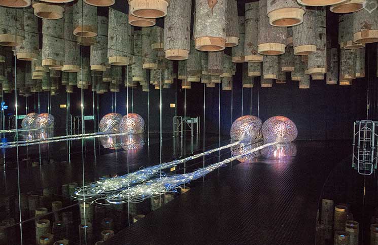 Swarovski-Kristallwelten-lristallwald