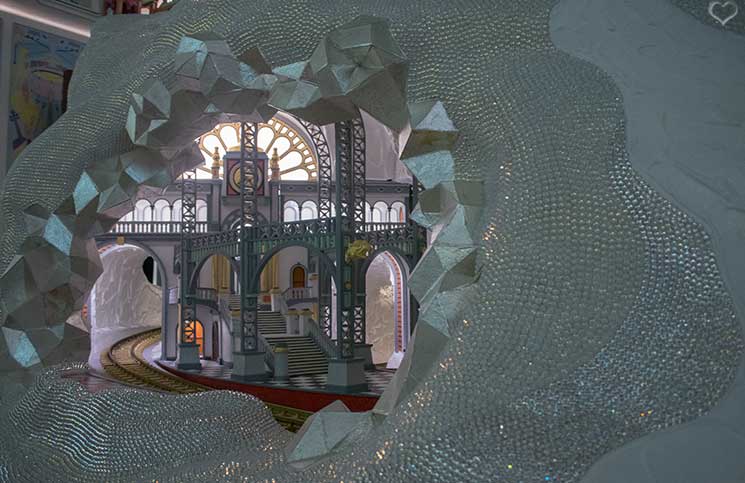 Swarovski-Kristallwelten-studio-job-wunderkammer-details