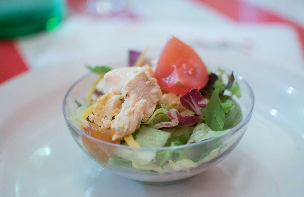 TGI-Fridays-Amerikanisches-Steakhouse-in-Wien-hühnersalat