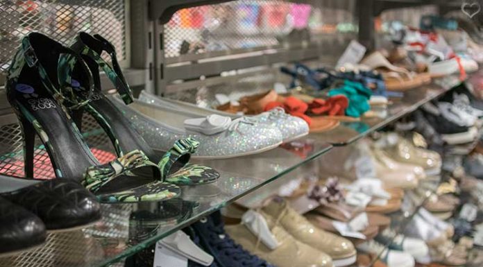 Eröffnung TK Maxx Traisenpark in St. Pölten Eröffnung TK Maxx Traisenpark in St. Pölten-Schuh-Auswahl