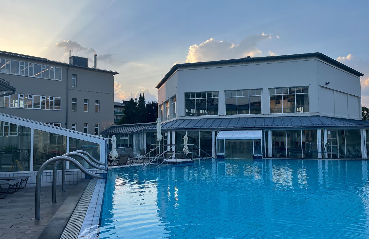 Thermalressort-Köck-bei-der-Therme-Eins-in-Bad-Füssing-aktivpool