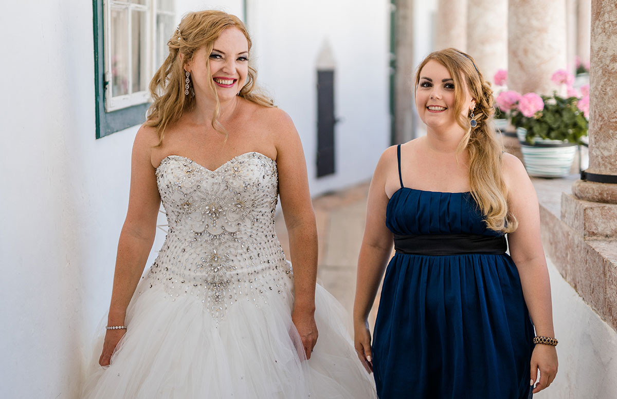 Unsere-Hochzeit-in-Gmunden-Standesamt-Schloss-Orth-vicky-und-carmen