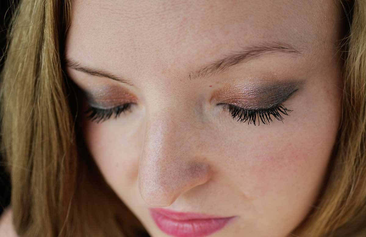 urban-decay-moondust-lidschatten-palette-specter-und-granite
