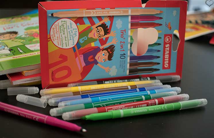 Vorbereitungen-für-die-Schule-mit-Stabilo-trio-2-in1-stifte