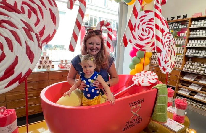 VOSSEN x Zuckerlwerkstatt made with love in Austria Vossen-ZuckerlwerkstattVicky-und-Lilly