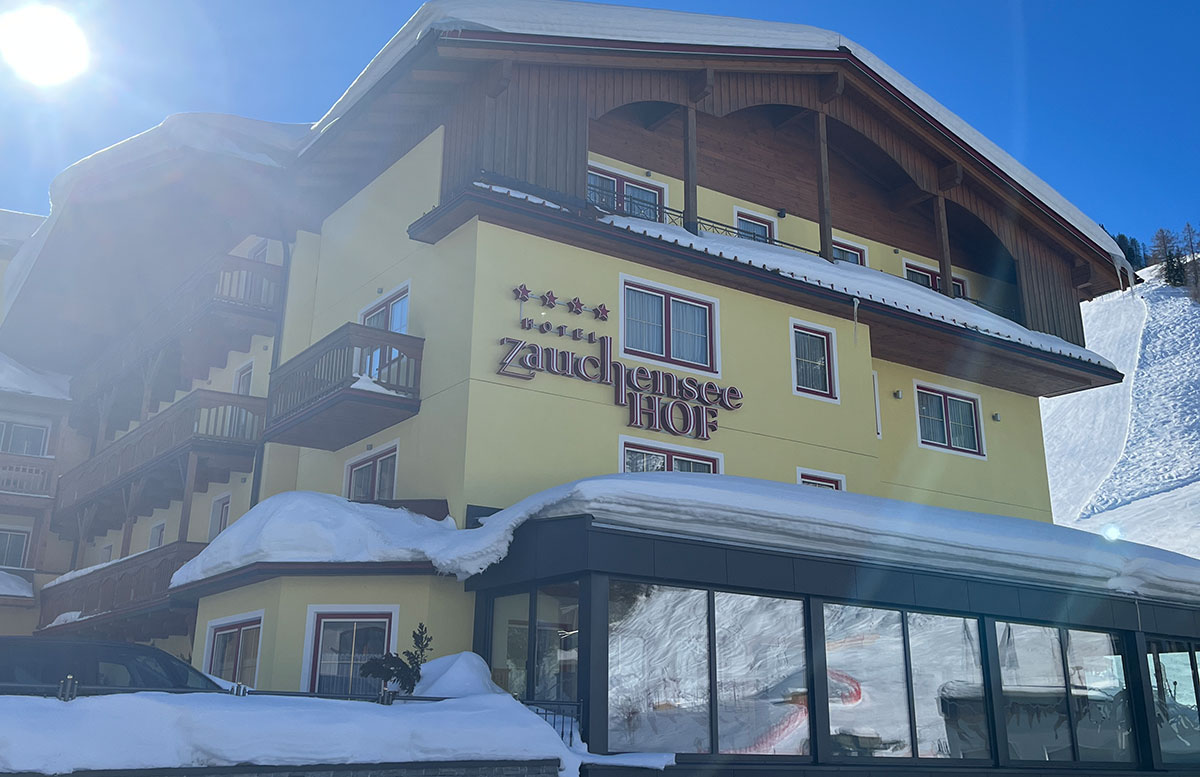 Walchhofers-Familienhotel-Zauchenseehof-hotel