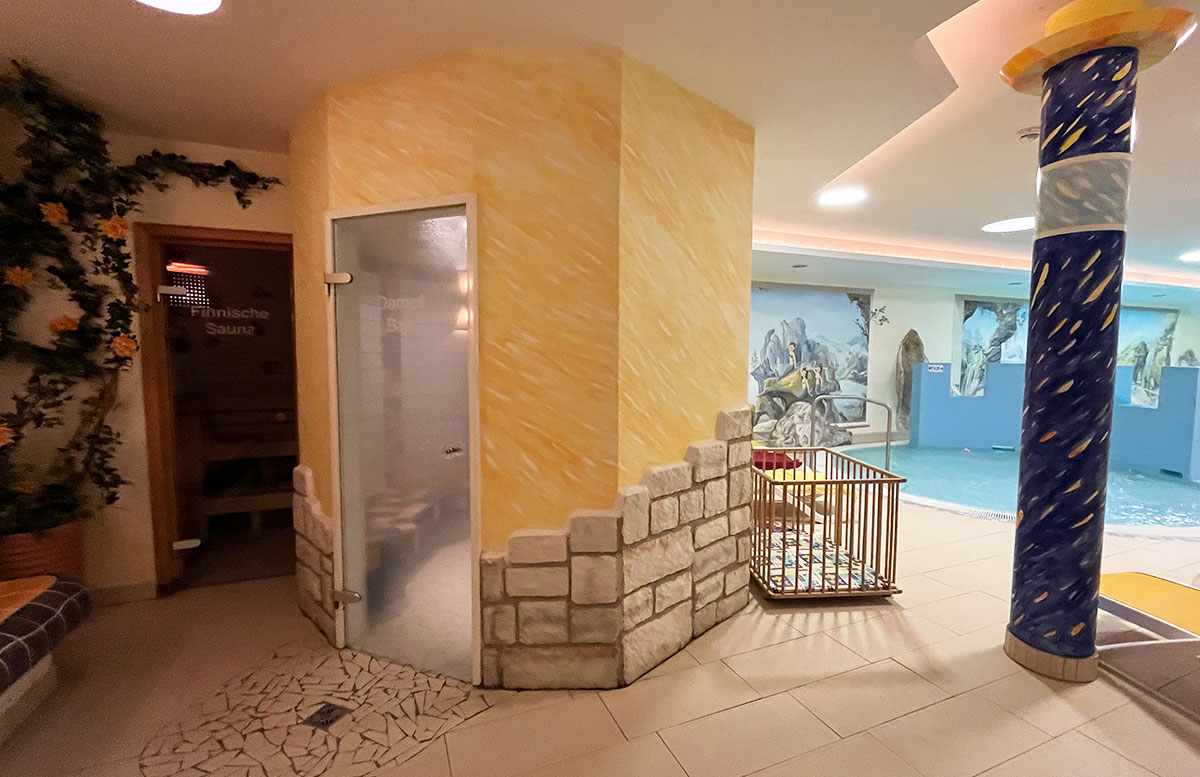 Walchhofers-Familienhotel-Zauchenseehof--kinderspa