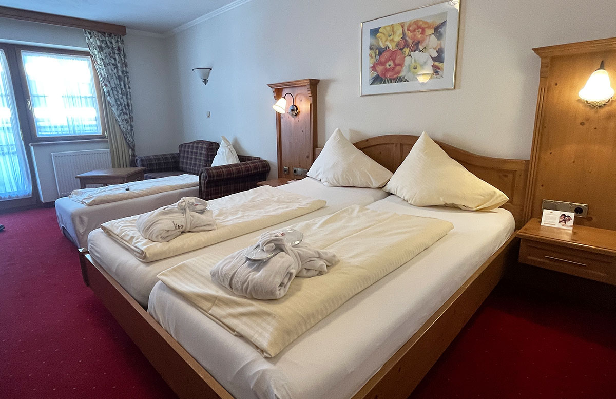 Walchhofers-Familienhotel-Zauchenseehof-zimmer