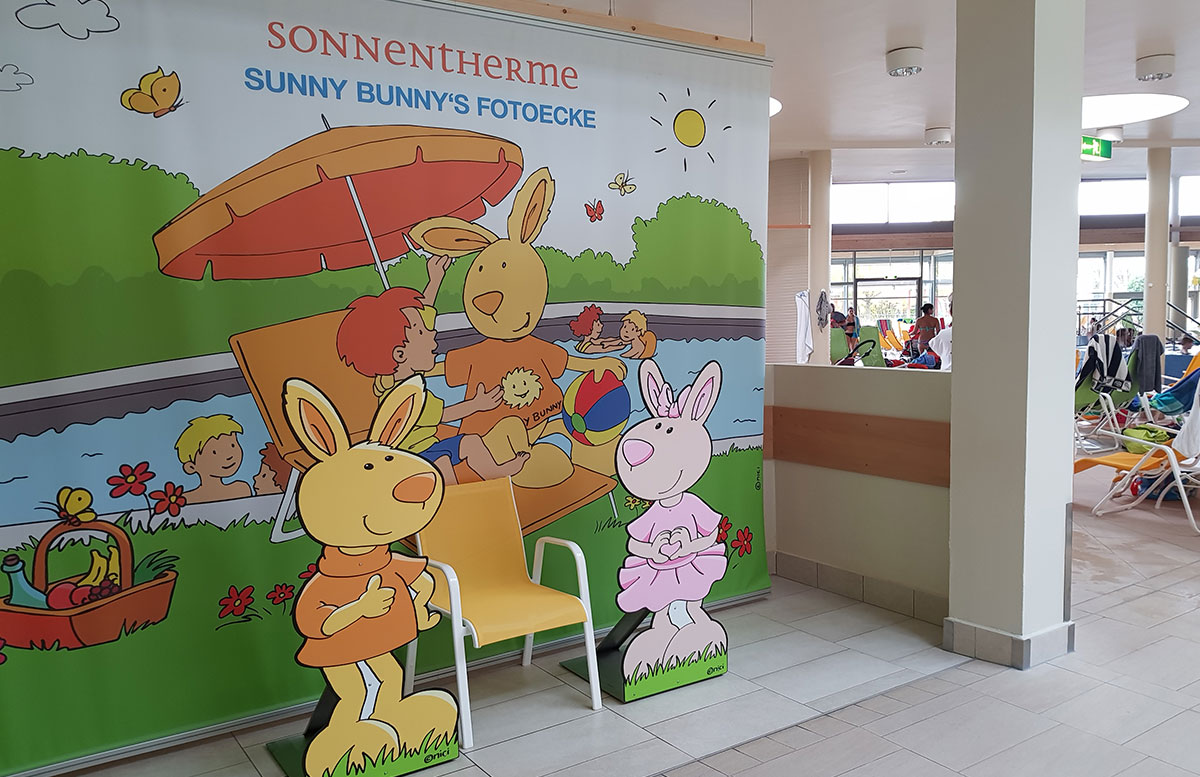 Wasserspaß mit Sunny Bunny in der Sonnentherme Lutzmannsburg ...