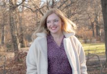 Winter Trend 2022: Teddy Mantel und Chelsea-Boots Winter-Trend-2022-Teddy-Mantel-und-Chelsea-Boots-fliegendes-haar