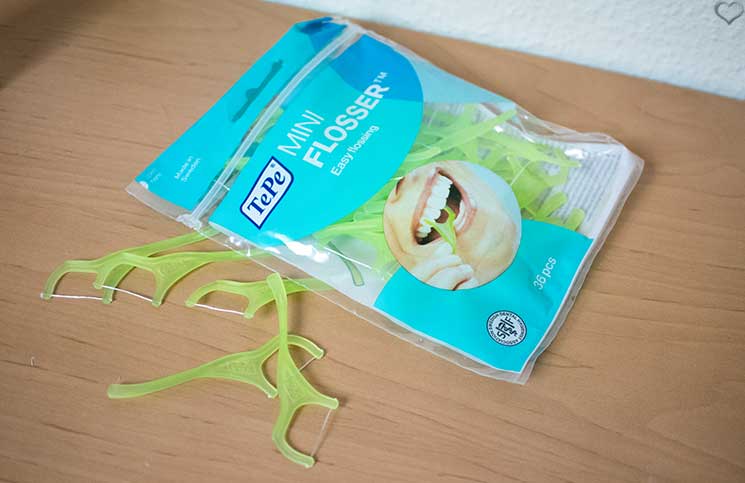 Zahnpflege-Helferlein-für-weiße-Zähne-tepe-miniflosser