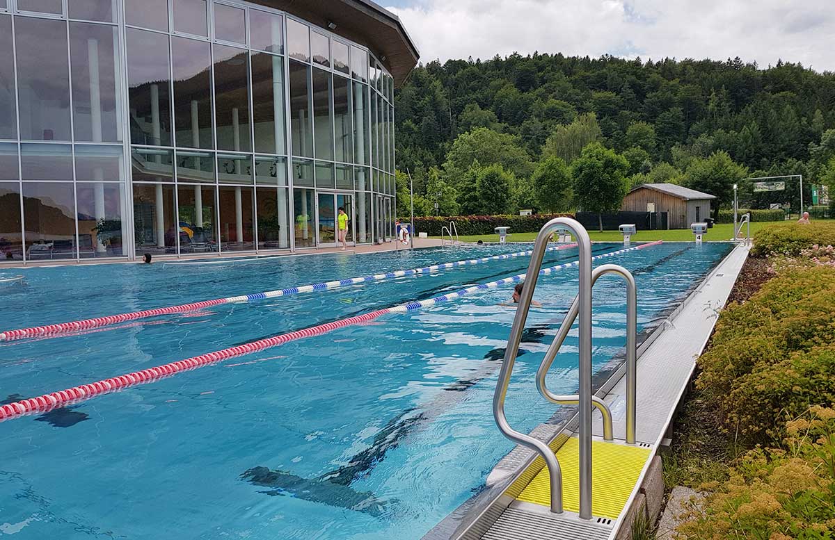 Zillenschifffahrt am Fuschlsee und das Schloss Fuschl pool im bad