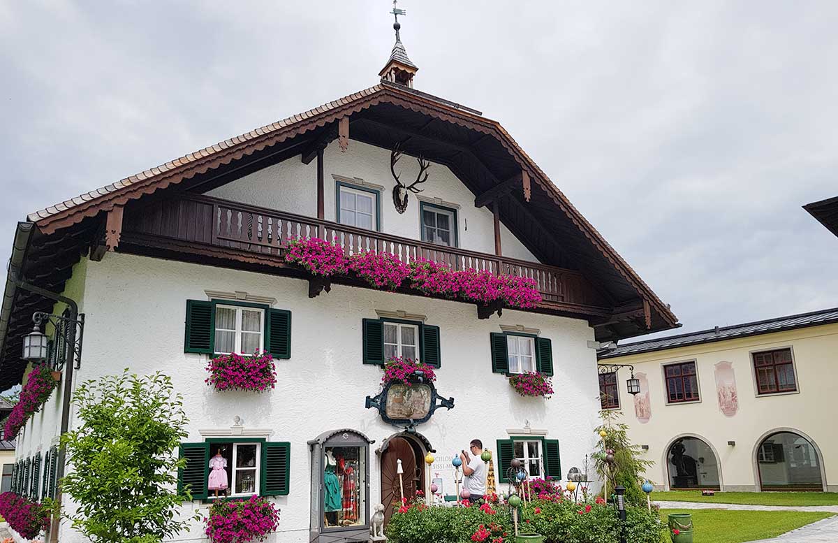 Zillenschifffahrt am Fuschlsee und das Schloss Fuschl sissi museum