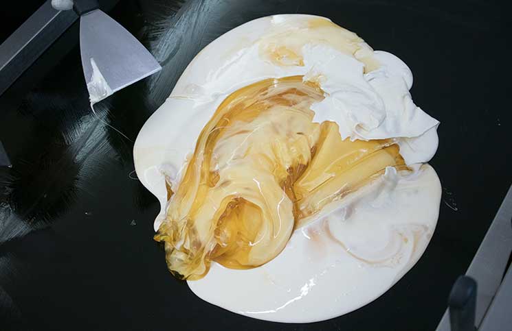 zu-besuch-in-der-zuckerlwerkstatt-wien-sirupmasse