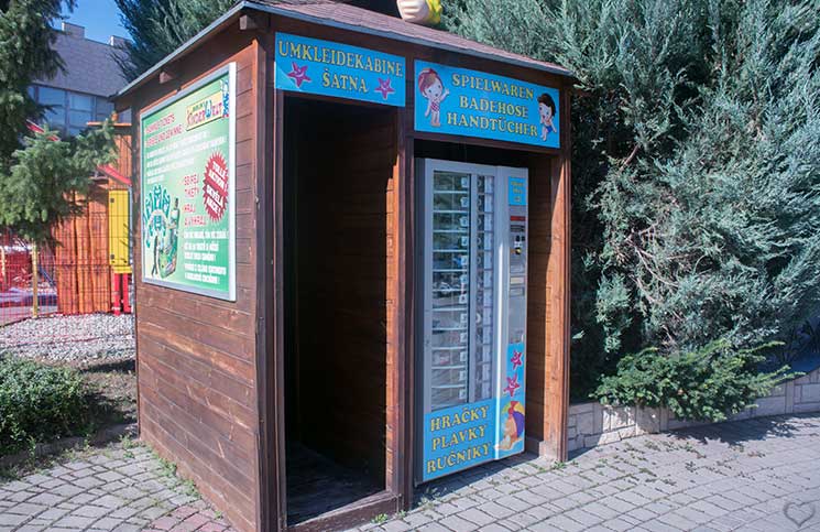 badehosen-automat-merlins-kinderwelt
