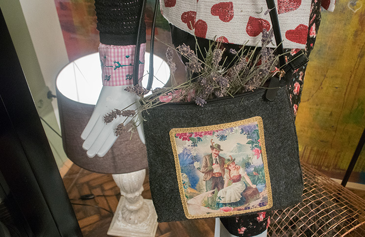 details-trachtentasche-hse-herbst