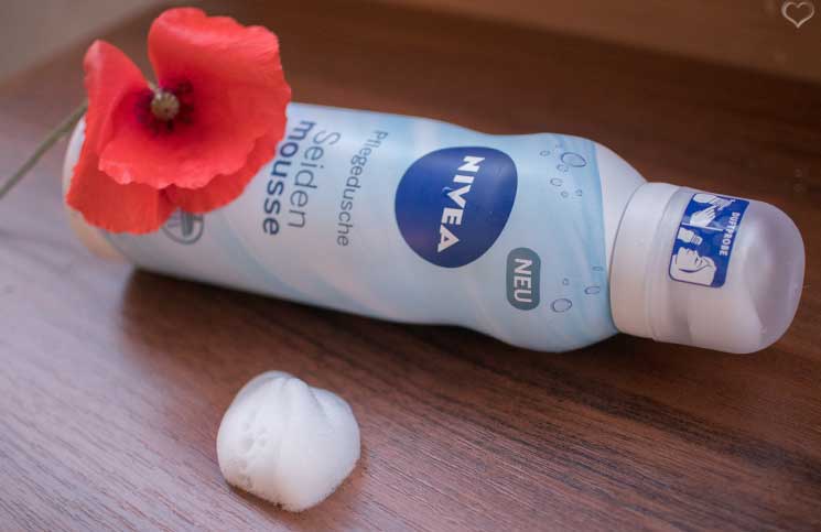 dikla-beauty-favorit-des-monats-nivea-seidenmousse