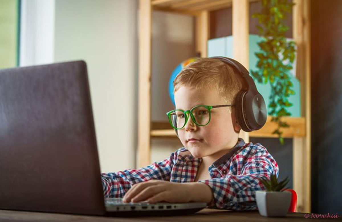englisch-für-kinder-novakid-laptop