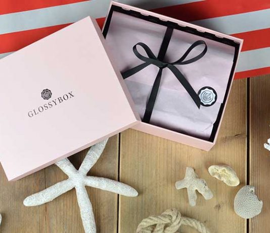 Glossy Ahoi Juni Glossybox