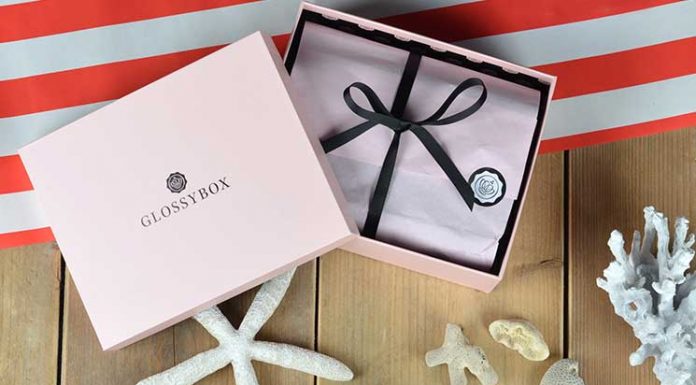 Glossy Ahoi Juni Glossybox